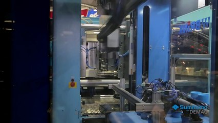 Spritzgießen, high speed Kunststoffspritzguss von Bechern