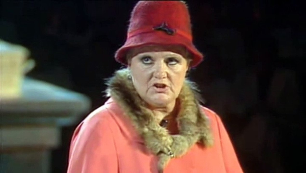 Sketch mit helga hahnemann & alfred müller - im gericht 1989