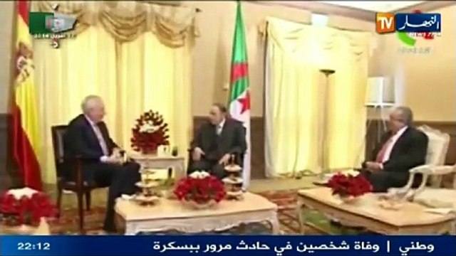 الرئيس عبد العزيز بوتفليقة يستقبل وزير الشؤون الاس