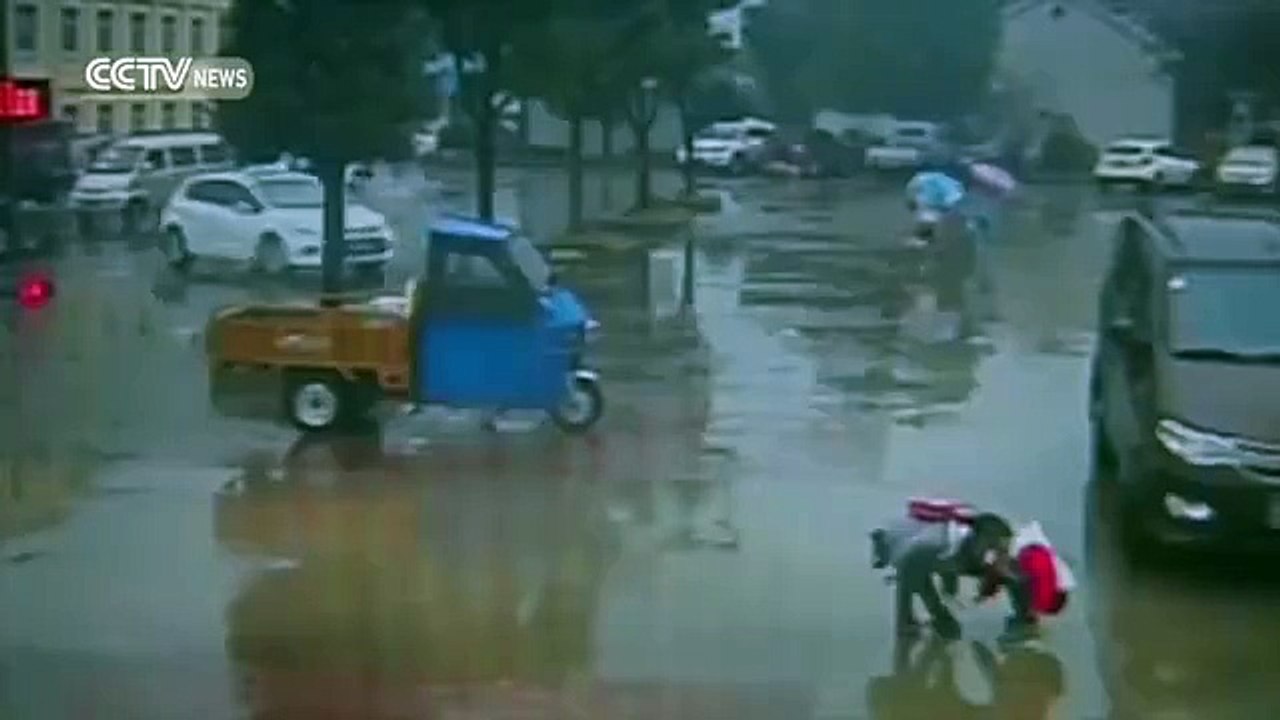 Инвалид по зрению?