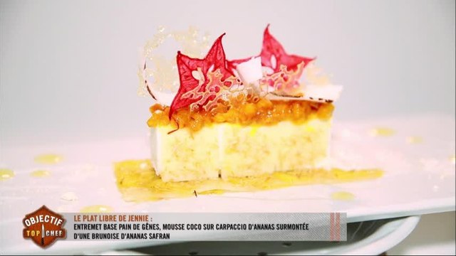 Le plat de Jennie : entremets mousse coco sur un lit de carpaccio d’ananas et brunoise d’ananas