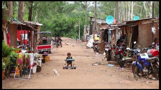 Pedro Velasco, el sacerdote español que tiende la mano a los desplazados en Asunción