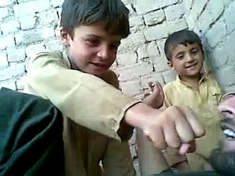 Funny cricket commentry, amazing pathan, pathan talen, pashto funny video , pashto funny drama, tapay pashto dance, rabab tang takor,