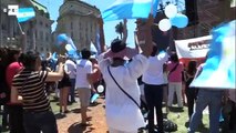 Argentinos saludaron a  Macri  coreando  