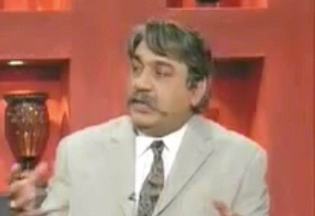 Azizi As Naveed Qamar - 07 November 2010