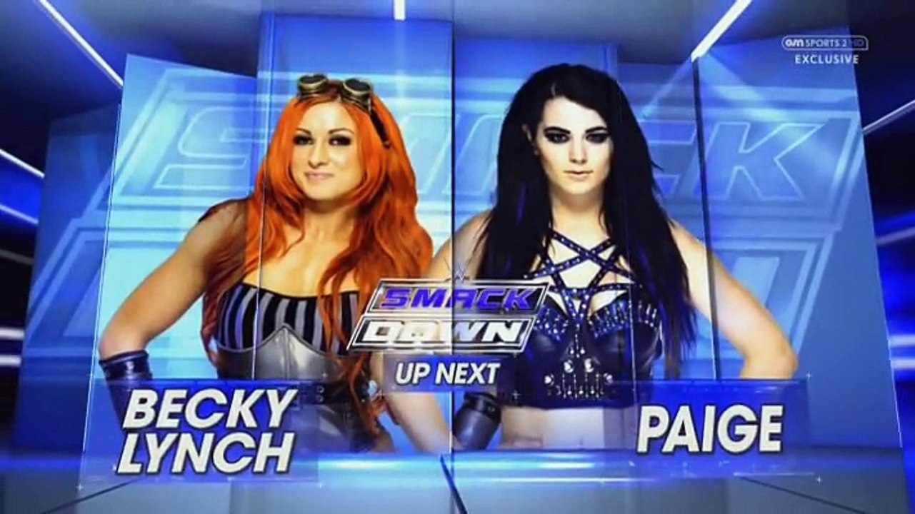 Becky Lynch vs Paige