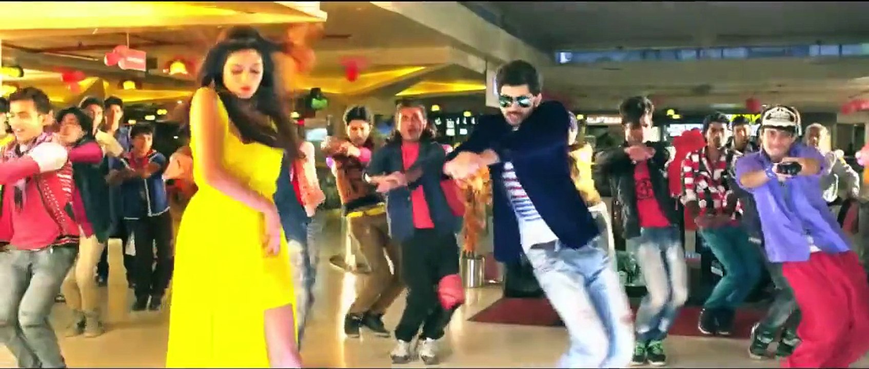 BR ||  Action (Bengali Movie 2014) - Chicken Tandoori - Om - Nusrat