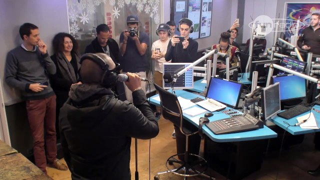 Sean Paul chante en live, son nouveau titre, Never Give Up ! - Marion et Anne-So