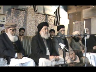 کوھاٹ میں منعقدہ سیرت النبی سیمینارمیں مولانا گل نصیب خطاب کر رہے ہیں