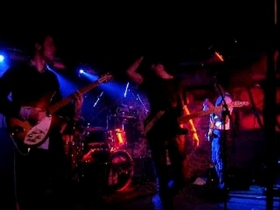 THE PARISIANS: Looking Good