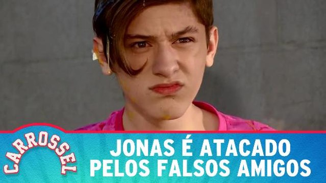 Jonas é atacado pelos falsos amigos