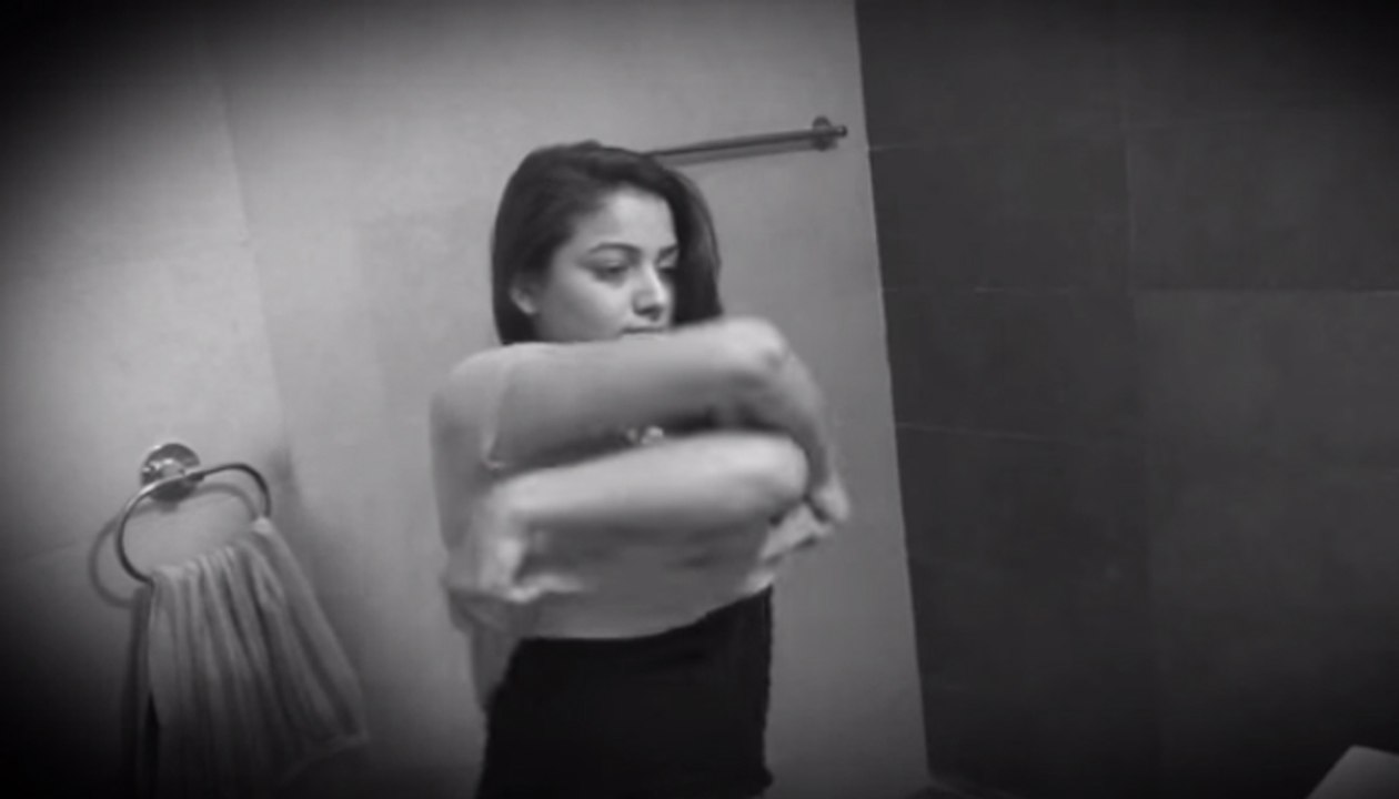Girl in hotel captured by secret camera - video Dailymotion.