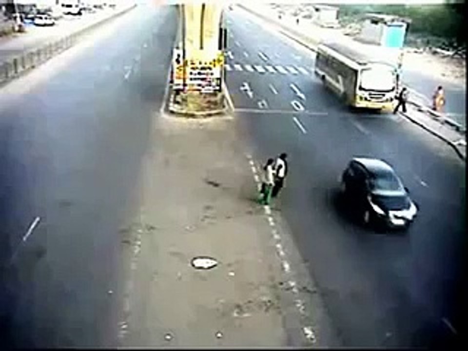 Live Accident In Chennai  India
