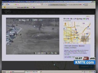 Small plane crashes along I-29, near Council Bluffs