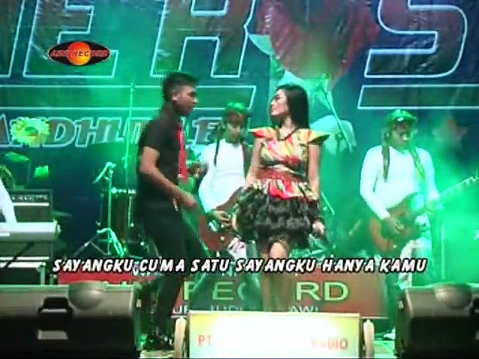 Satu Hati ❤ Gerry dan Deviana Safara ❤ Karaoke Vol 4