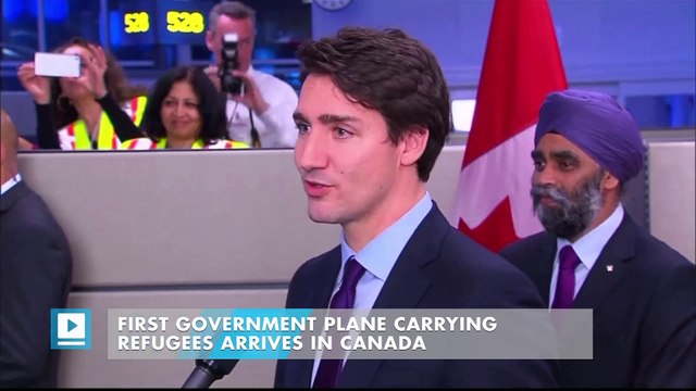 First government plane carrying refugees arrives in Canada