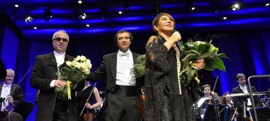 İngiliz Flarmoni Orkestrası'ndan Sezen Aksu şarkıları