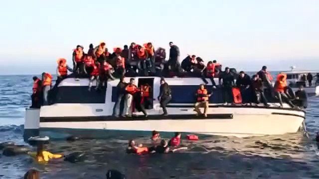 Griechische Uhr Blasten Europas Schande, als drei weitere Flüchtlings-Boote versenken in der ägäis