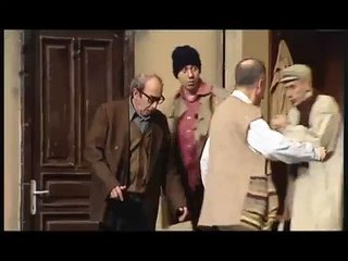 Bana Bir Şeyhler Oluyor ; Altan Erkekli ; dilenci ile topallama ; empati