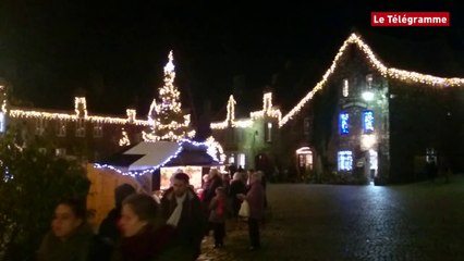 Locronan (29). Sublimes illuminations de Noël