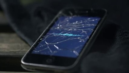 We are social pour Hello Bank - «Si mon mobile parlait: la brute» - décembre 2015