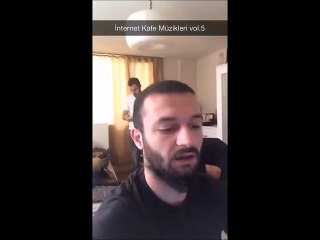 Çocukluğumuzun İnternet Kafe Müzikleri-Aykut Elmas Vine'ları