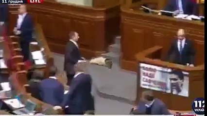 عراك داخل البرلمان الاوكراني