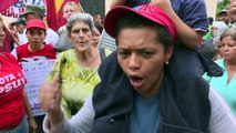 Chavistas se manifestam em apoio a Maduro