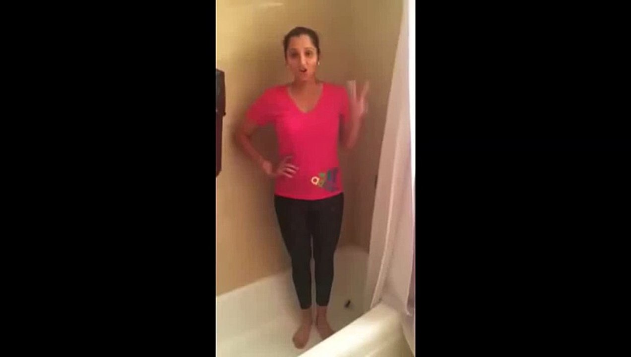 Sania Mirza Ice Bucket Challenge - See Her Best Expressions