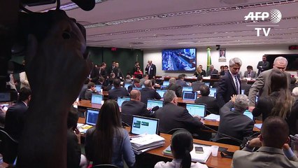 Bate-boca e agressão em sessão da Comissão de Ética