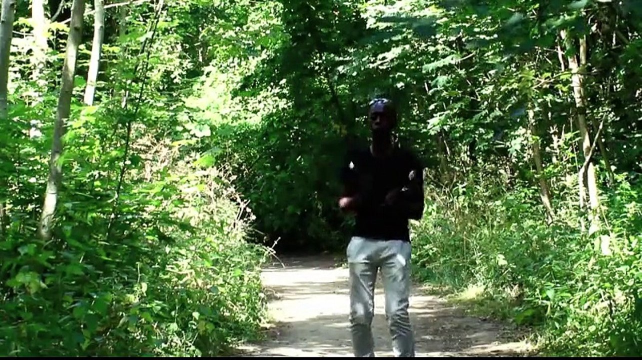 YAROSCAR-MAKING OF AVE YAROSCAR-PROLÉGOMÈNES (ALBUM "JE CHANTE, DONC JE SUIS") (2015)