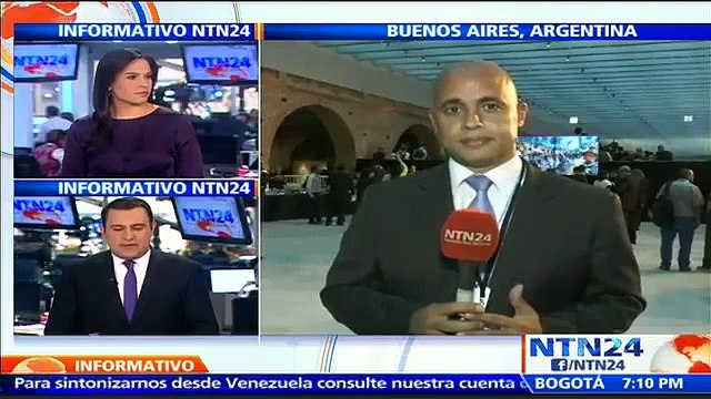 Rafael Correa se tropezó en la toma de posesión de Macri