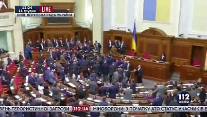 إهانة رئيس الوزراء الأوكراني خلال جلسة للبرلمان