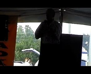 Danny McCorkle sings 'Rubberneckin' Elvis Week 2006