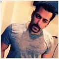 Exclusive - Salman Khan's First Dubsmash Video with Sonakshi Sinha