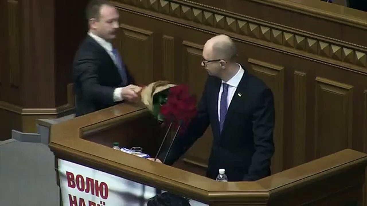 Яценюк и Барна — минутка возвышенной романтики