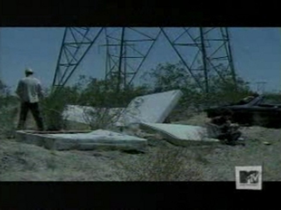 Red Hot Chili Peppers - Scar Tissue