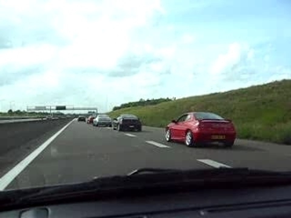 GTV 916 Squadra Veloce cruising