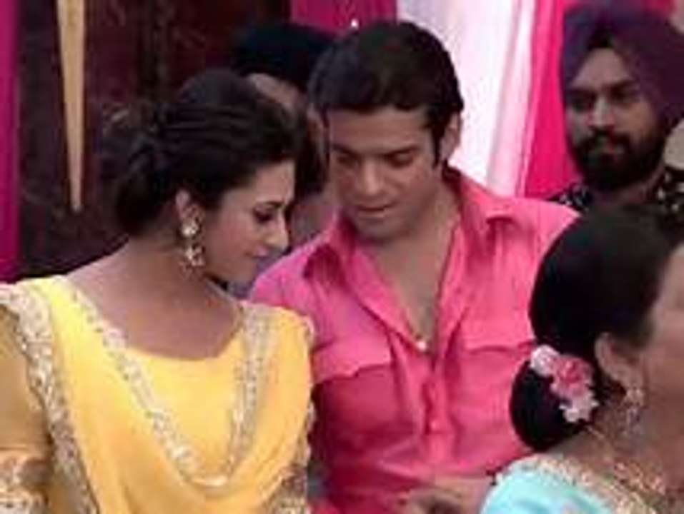 Me Adarayai Theme Song