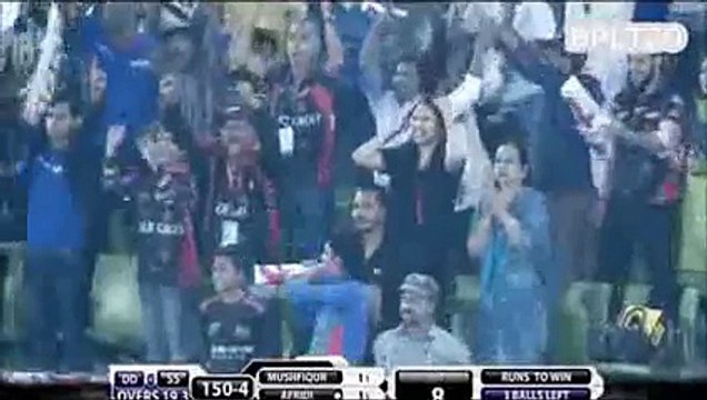Shahid Afridi match winning sixes 6 6 in last over back to back Sixes in bpl t20 cricket 2015