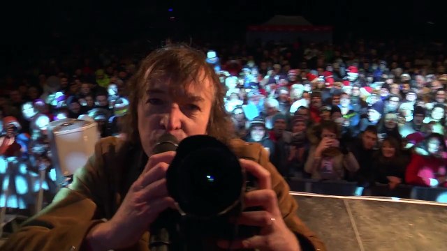 D!CI TV : Cali a mis le feu au front de neige de Vars ce samedi soir