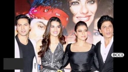 Shah Rukh and Kajol on the sets of 'Saath Nibhana Saathiya'