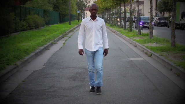 YAROSCAR-CLIP OFFICIEL QUAND TU ME VOIS (ALBUM JE CHANTE, DONC JE SUIS ) (2015)