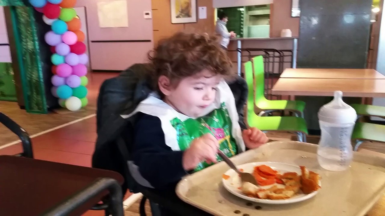 Au restaurant avec Nanny et Nonno