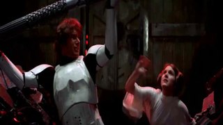 Star Wars, Episodio 4- Un stormtrooper choca su cabeza con la puerta (Español Latino)