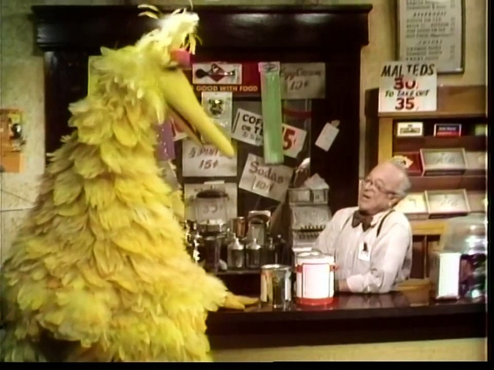 Classic Sesame Street Big, Bigger, Biggest