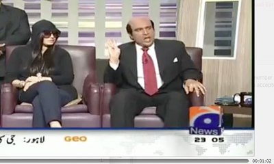 Hilarious Parody Of Ayaan Ali And Latif Khosa In Khabarnaak