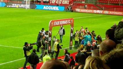 11/12/15 : SRFC-SMC : entrée des équipes