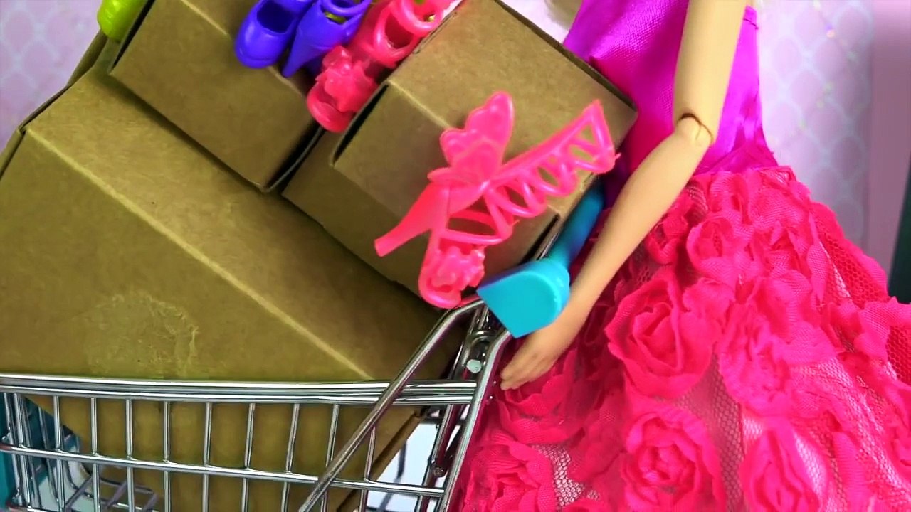 Barbie SHOPPING SURPRISE SHOES dress up high heels sports shoes ballet flats platforms boots