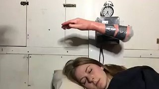 Slapping-Hand-Alarm-Clock